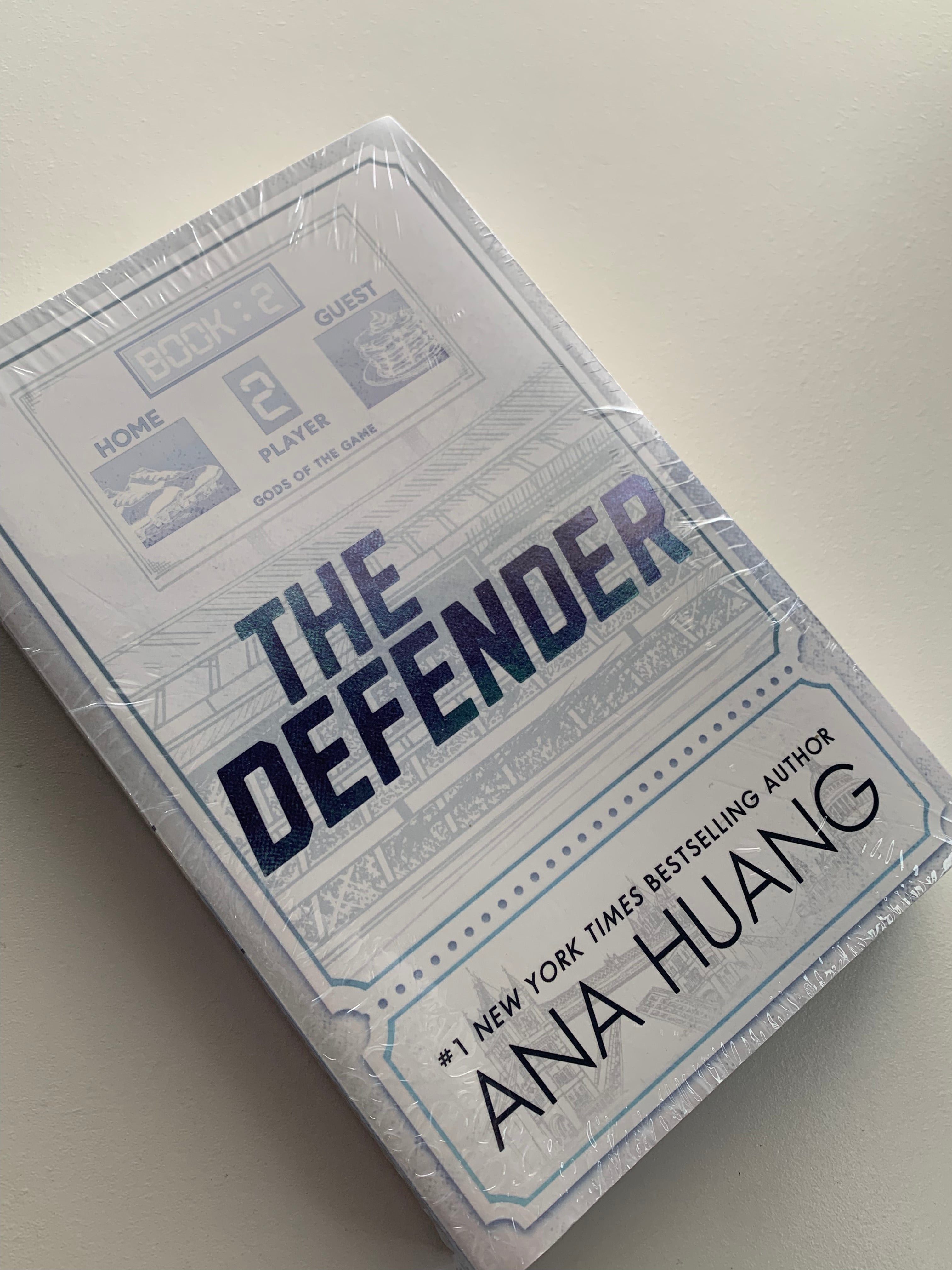 The defender: Deluxe Edition