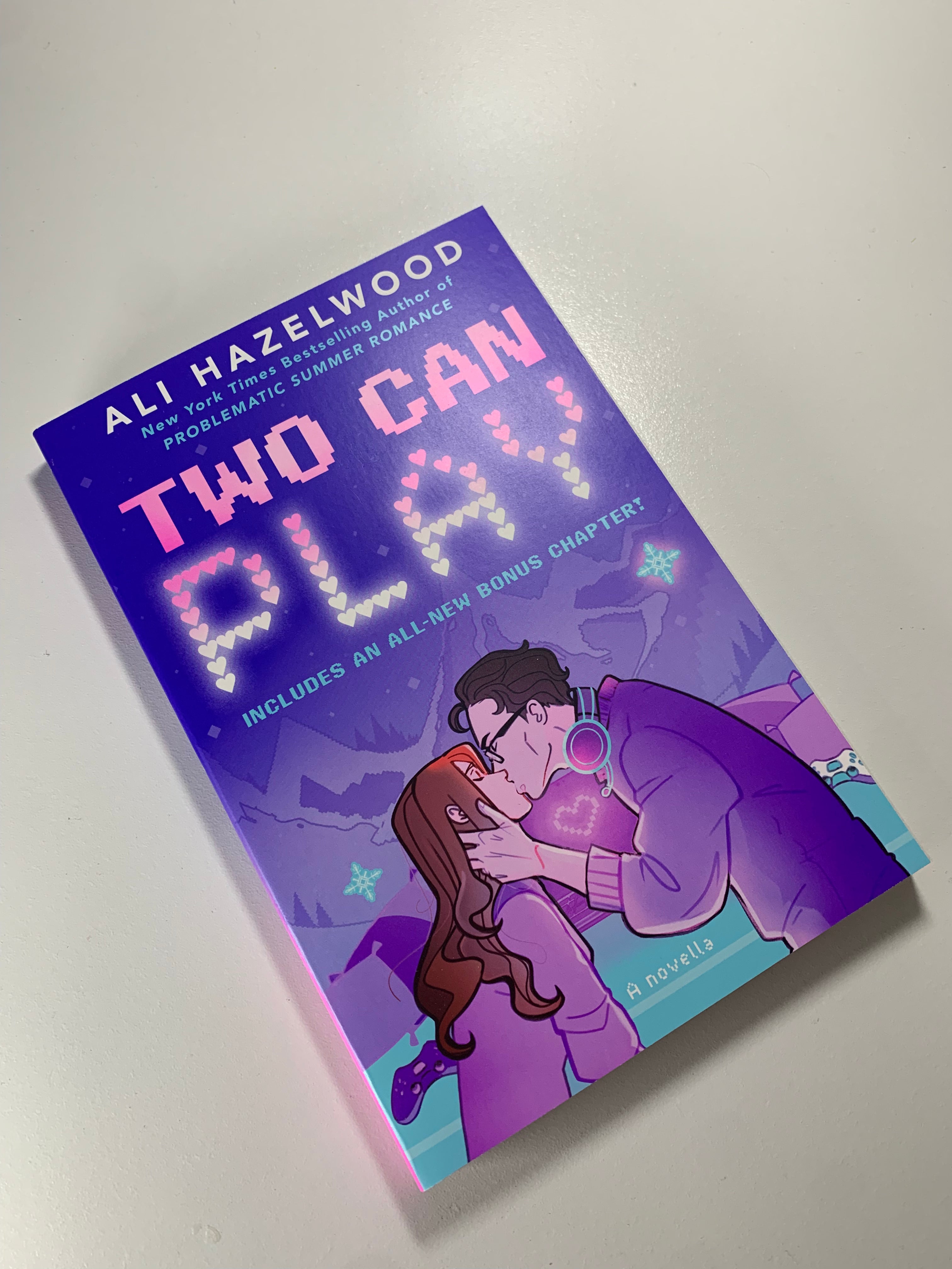 Two Can Play - Ali Hazelwood